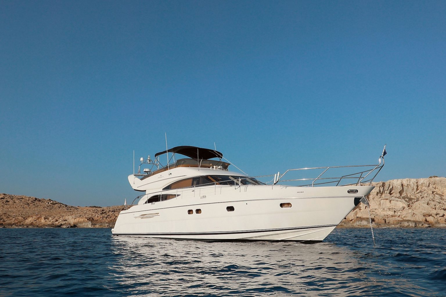 Ferretti 592 Interior
